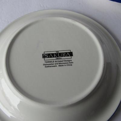 Set of Snowman Plates in Tin, Marked Sakura