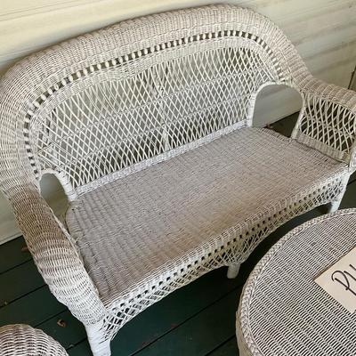 P4-Wicker Set