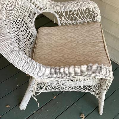 P4-Wicker Set