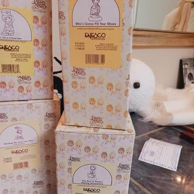 PRECIOUS MOMENTS FIGURINES (3)