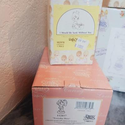 PRECIOUS MOMENTS FIGURINES (4)