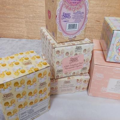PRECIOUS MOMENTS FIGURINES (13)