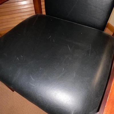 MB5- Chair