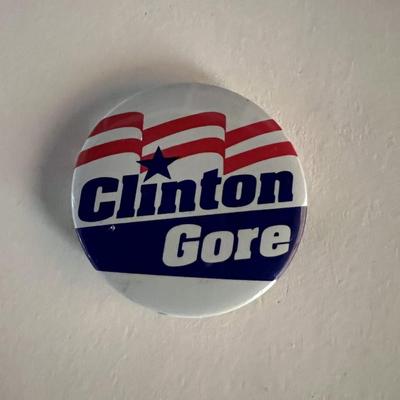 Clinton Gore campaign pin