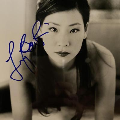 Lucy Liu signed photo