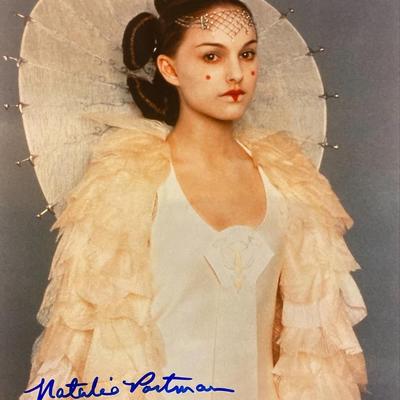 Star Wars: Episode I Natalie Portman signed movie photo. GFA Authenticated