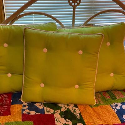 KB2 Day bed with trundle plus bedding