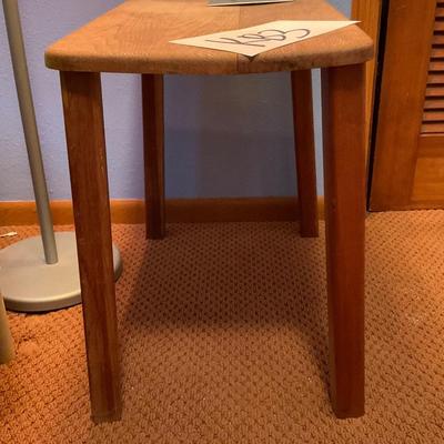 KB3-Lamp, flower with stand and table