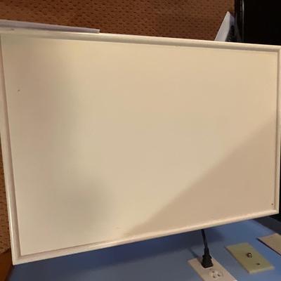KB6- Ivory Table