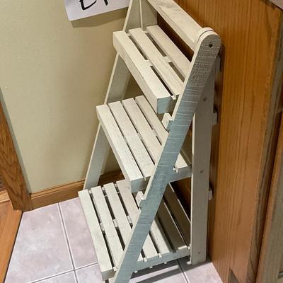 E1-Shelf
