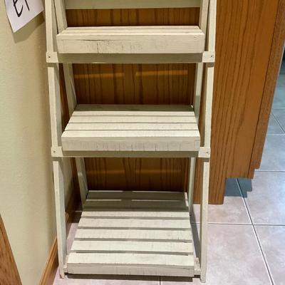 E1-Shelf