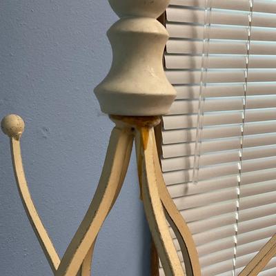 E5-Coat Hook