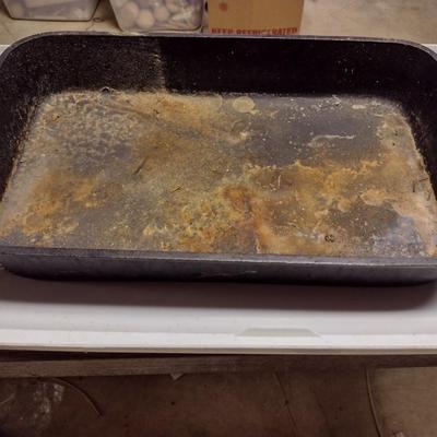 Lodge Cast Iron Roasting Pan- Approx 21 1/2" x 11 1/2" x 3 1/4" Tall