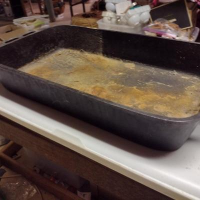 Lodge Cast Iron Roasting Pan- Approx 21 1/2" x 11 1/2" x 3 1/4" Tall