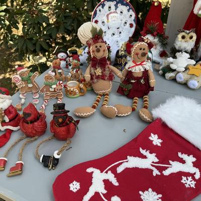 Holiday Decor Lot 1