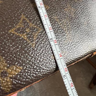 Louis Vuitton Sak Shopping Tote Bag