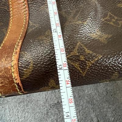 Louis Vuitton Sak Shopping Tote Bag