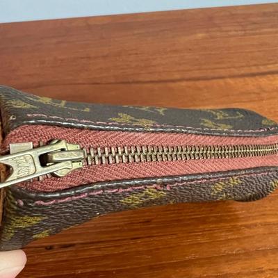 Louis Vuitton Small Zipper Case