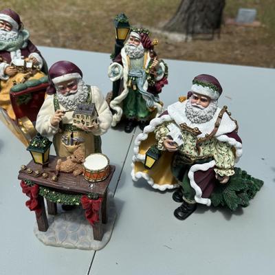 Thomas Kinkade St. Nicholas Collection Lot (As Is)