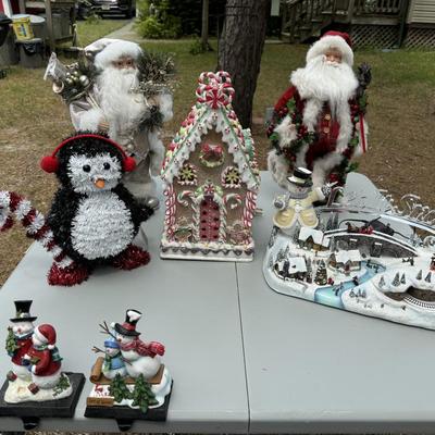 Thomas Kinkade “Sparkle of the Season” Lot