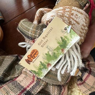 Cracker Barrel Woodland Holiday Decor