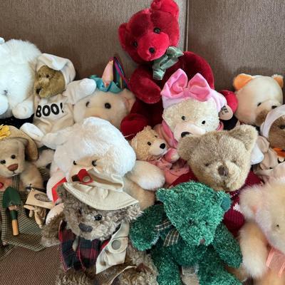 Stuffy Lot 10- Great to donate for holiday toy drives