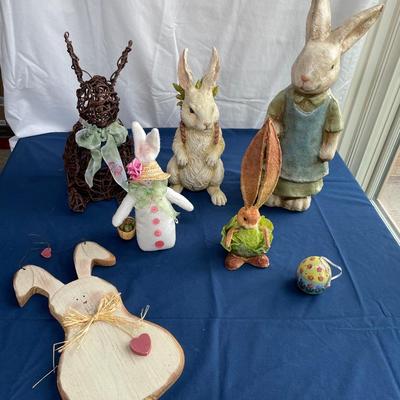 Easter bunny figures