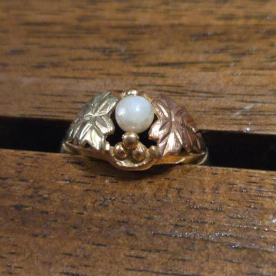 10k Gold & Pearl Black Hills Ring
