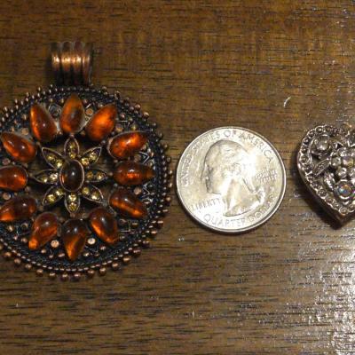 Pendant lot