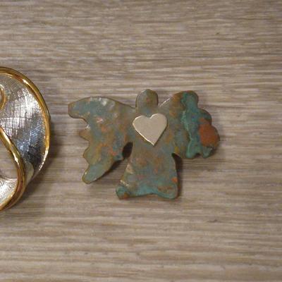 Angel Brooch Lot