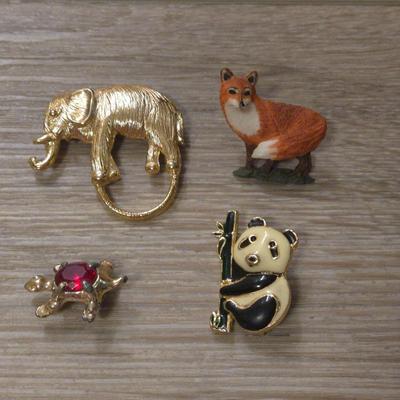 Animal Brooch Lot