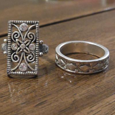 (2) Fashion Rings