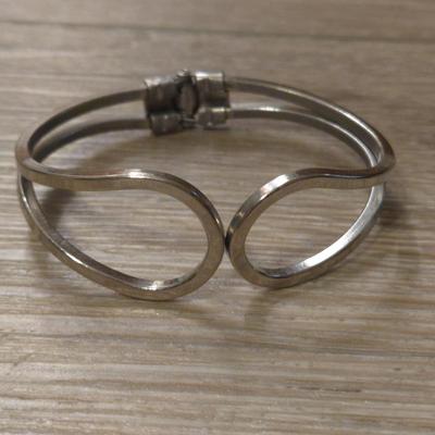 Hinged Silver Tone Bracelet