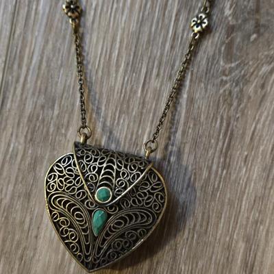 Golden Leaf and Heart Box Long Necklaces