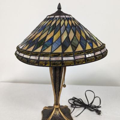 Vintage Quoizel Stained Glass Lamp