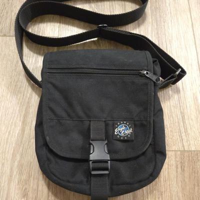 Eagle Creek Crossbody Bag and Zipper Pouch