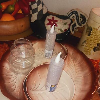 ROOSTERS AND OTHER KITCHEN ITEMS