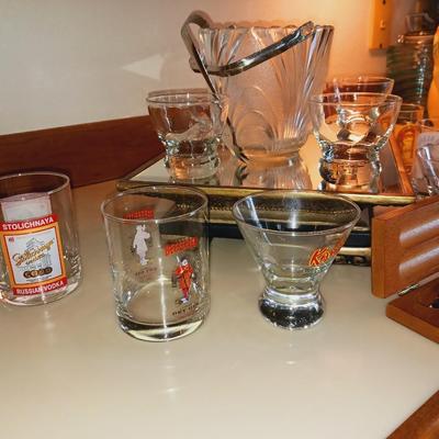 BARWARE