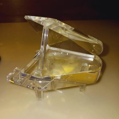 3 SHANNON CRYSTAL COLLECTIBLES