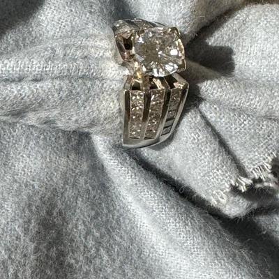 24kt White Gold 5 carat ring