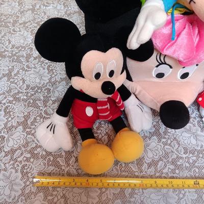 MICKEY MOUSE BASKET AND PLUSH TOYS