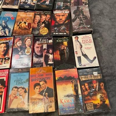 Lot of 30 VHS MOVIES SOME SEALED ALL EXCELLENT HOLLYWEOODS TOP STARS