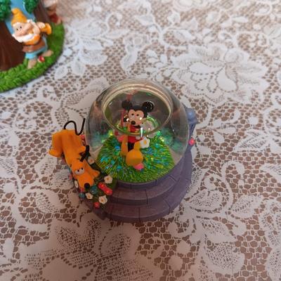 3 DISNEY SNOWGLOBES SNOW WHITE IS MUSICAL AND A MICKEY MOUSE FIGURINE