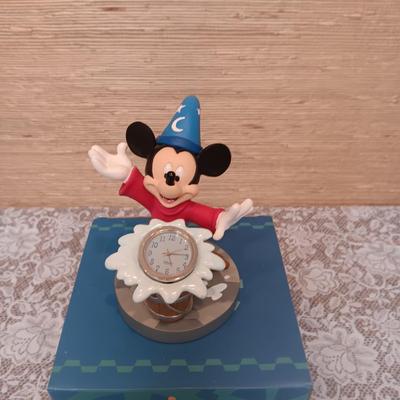 WALT DISNEY MICKEY SORCERER RESIN CLOCK AND 2 GLASSES