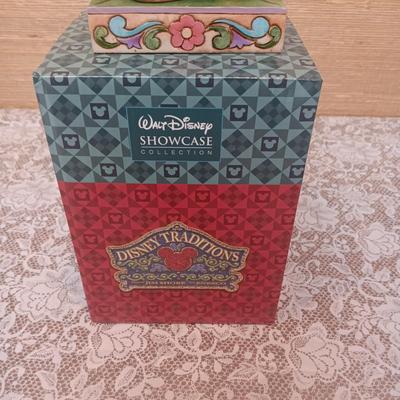 WALT DISNEY 'LOVE IN BLOOM", 2 GLASSES AND 3 PINS