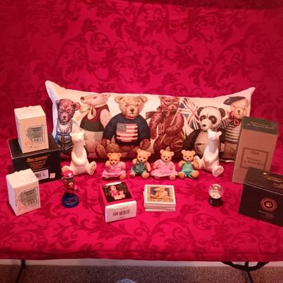 BEARS, BEARS AND MORE BEARS