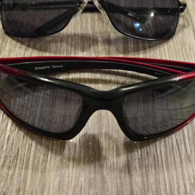 (2) Pairs of Sunglasses
