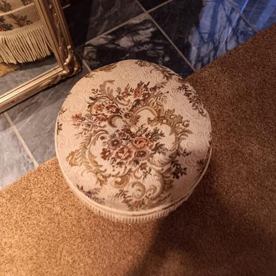 GORGEOUS CAROLINA MIRROR COMPANY WOOD FRAMED, ORNATE MIRROR AND SMALL OTTOMAN