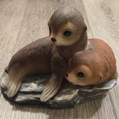 Vintage Homeco Seal Pups