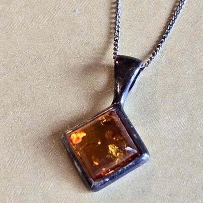 Sterling Silver & Amber Necklace